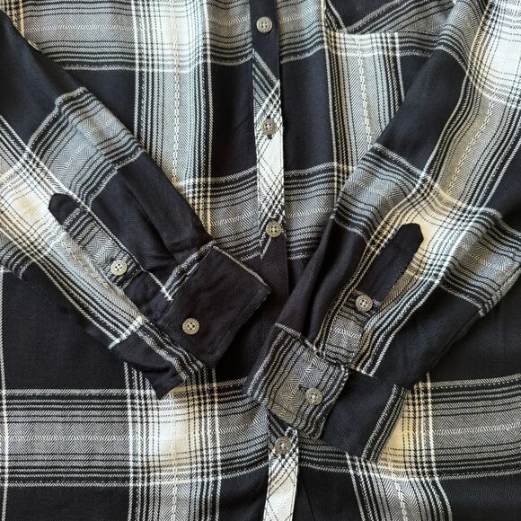 Krazy Kat Womens Black/White Plaid Button-Up Shirt Size 1X Long Sleeve Collar - Picture 4 of 11